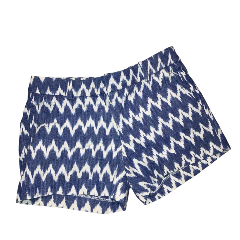 J. Crew Blue and White Ikat Women’s Shorts Size 4 VGUC
